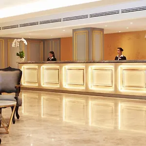 Cosmo 4*, Kuala Lumpur Malajzia