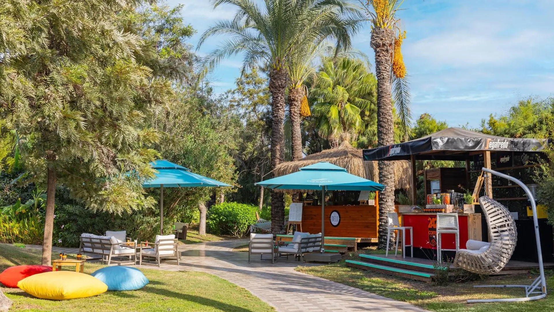 Concorde De Luxe Resort Antalya 5*,